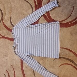 GAP fit women's long sleeve top